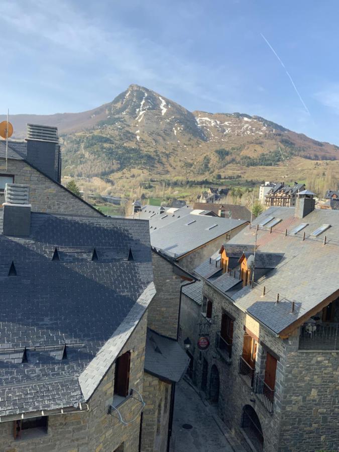 Esplendido Atico En Sallent Con Vistas Sallent de Gállego Екстериор снимка