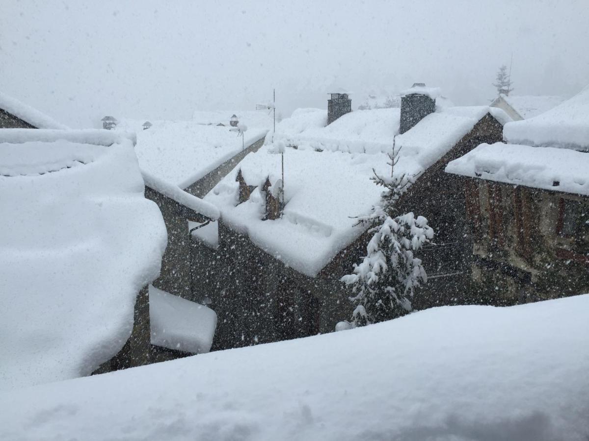 Esplendido Atico En Sallent Con Vistas Sallent de Gállego Екстериор снимка